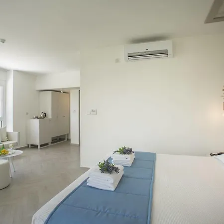 Infinity Blu - Designed For Adults 4*