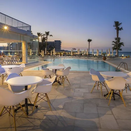 Отель Infinity Blu - Designed For Adults 4*