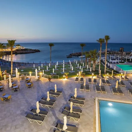Infinity Blu - Designed For Adults 4* Pernera
